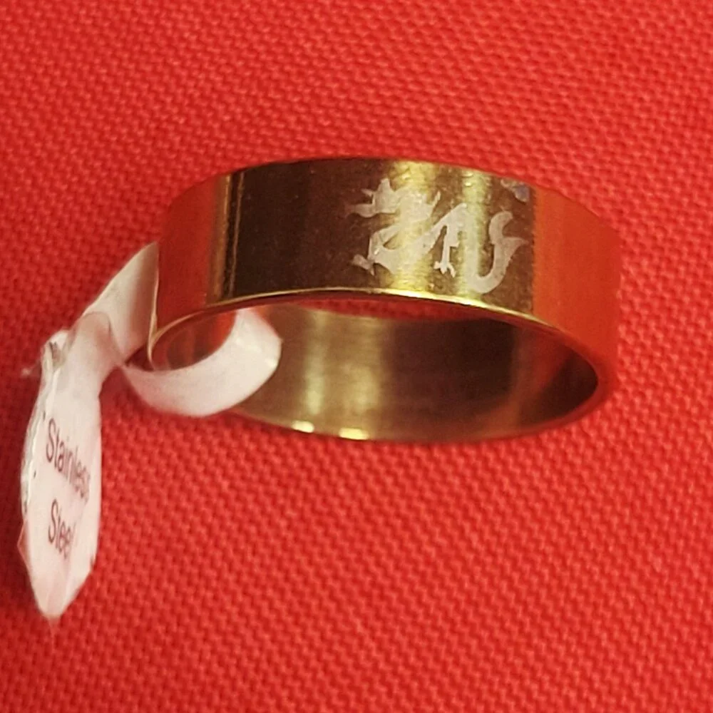 Stainless Steel Wide Band White Dragon Engraved Ring Size 21 Gold Tone Unisex